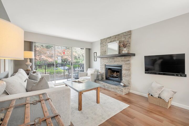 Property Photo:  230 Mowat Street 213  BC V3M 4B2 