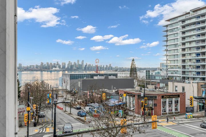 Property Photo: 100 E Esplanade Street 409 BC V7L 4V1