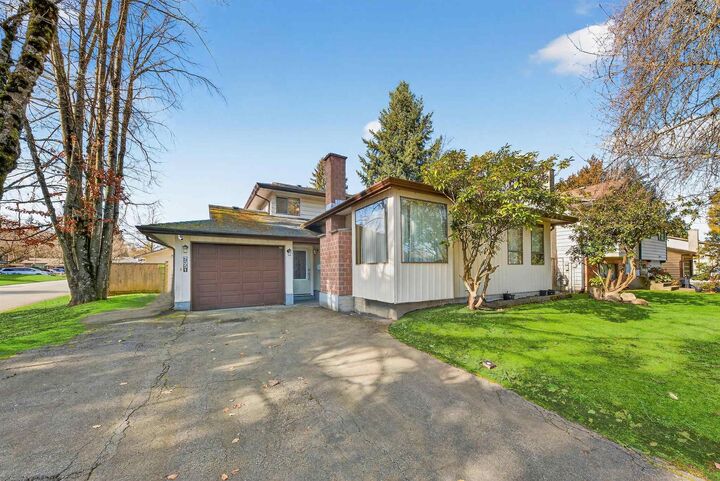 Property Photo: 7351 141A Street BC V3W 7L3