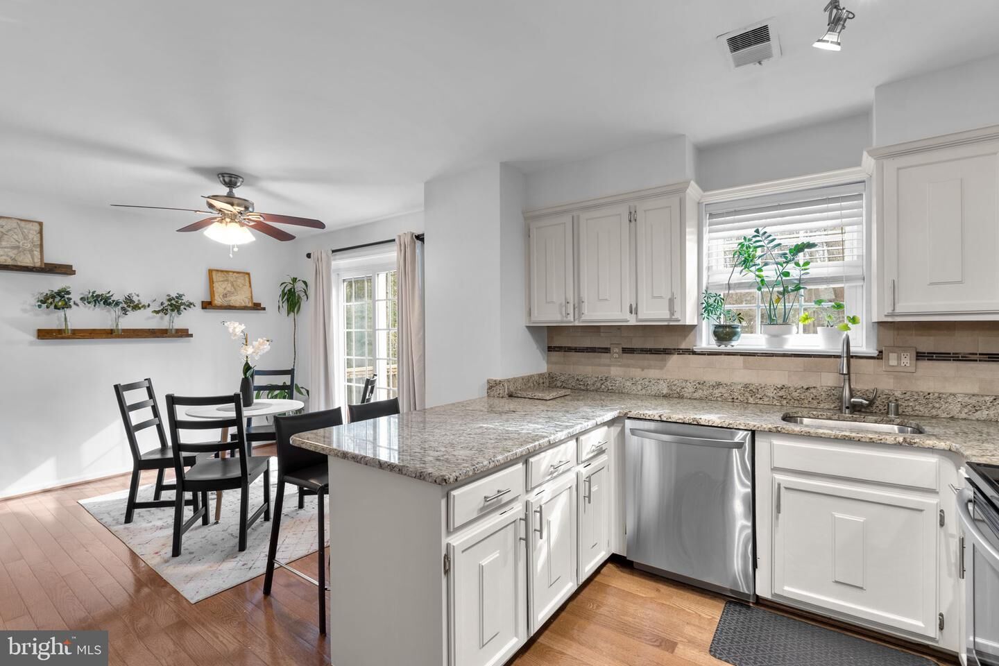 Property Photo:  11713 Stillbrook Court  VA 20191 