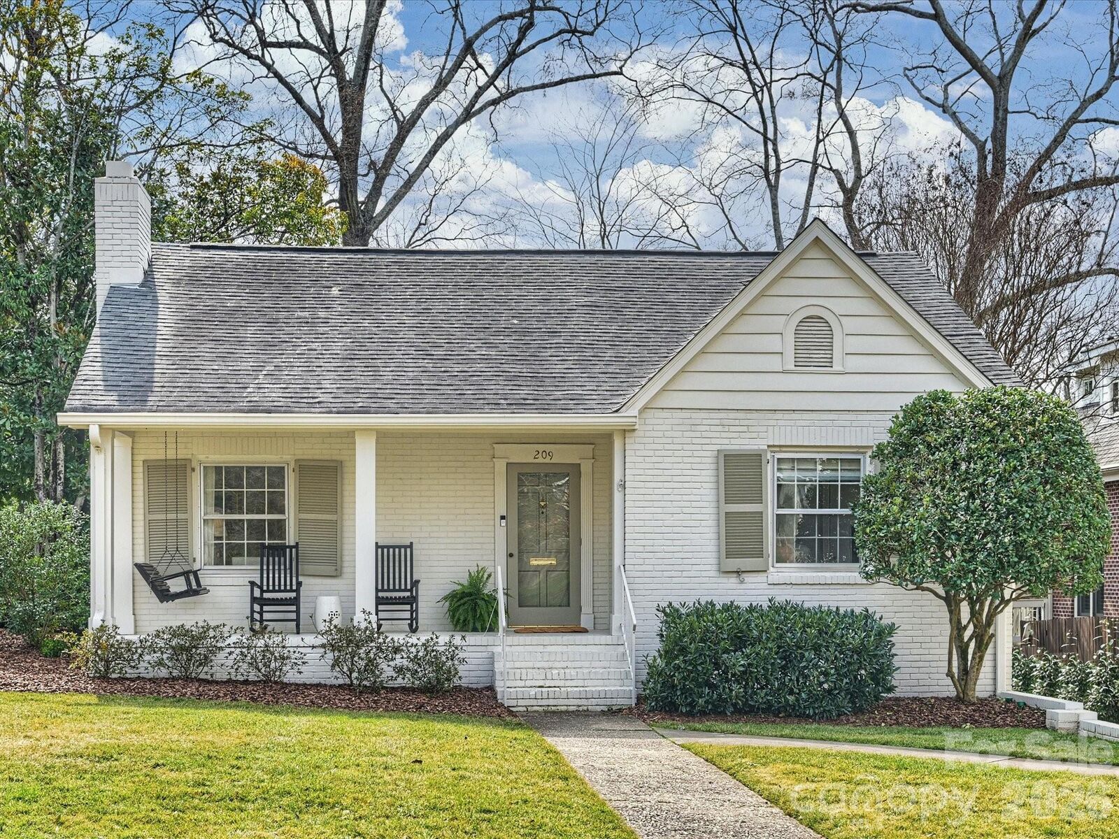 Property Photo: 209 Wales Avenue NC 28209