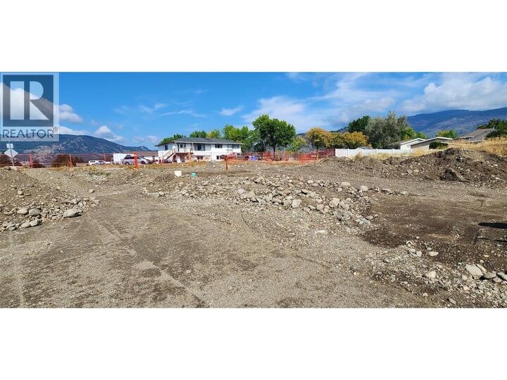 Property Photo:  6970/6950 22nd Street  BC V0H 1H0 