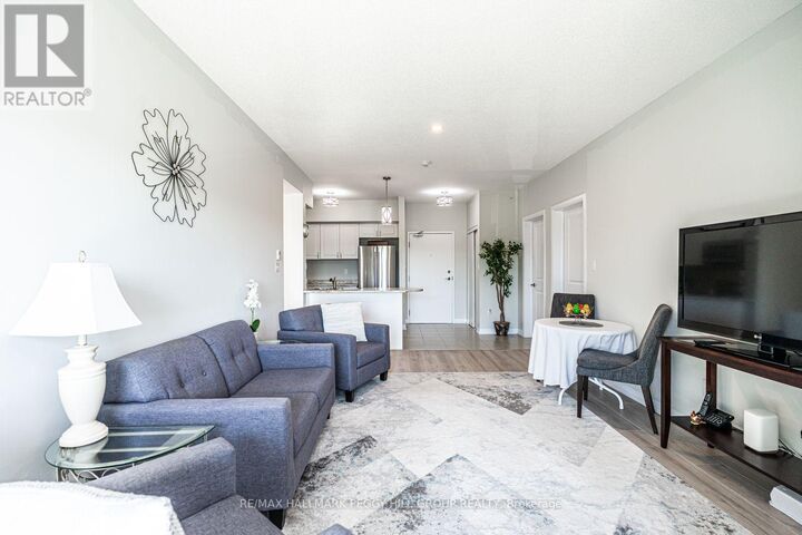 Property Photo:  295 Cundles Road East 404  ON L4M 0K8 