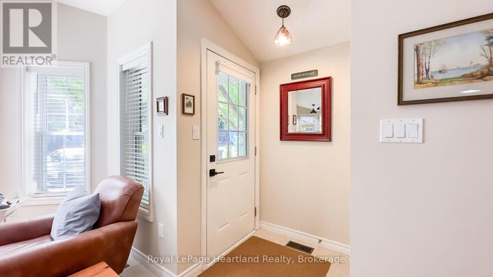 Property Photo:  7 Cree Lane  ON N7A 3Y2 