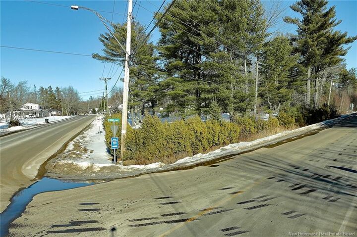 34 Post Road — photo 1