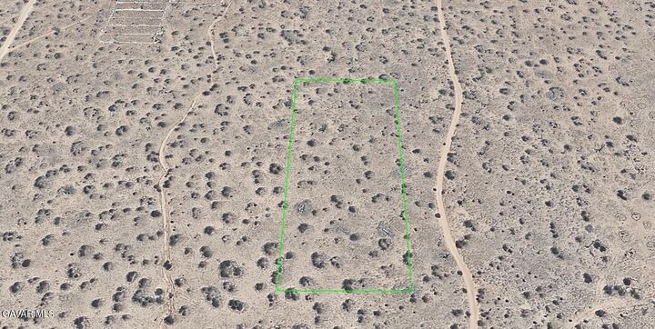 Property Photo:  Vic Ave I8 And 181st St E  CA 93535 