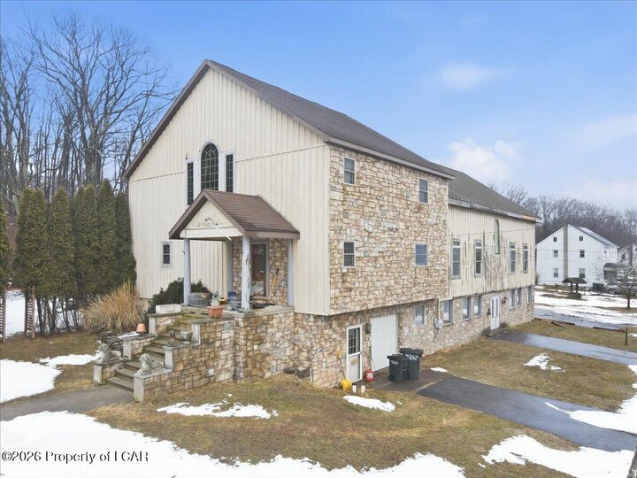 Property Photo: 4267 Hollywood Boulevard PA 18202