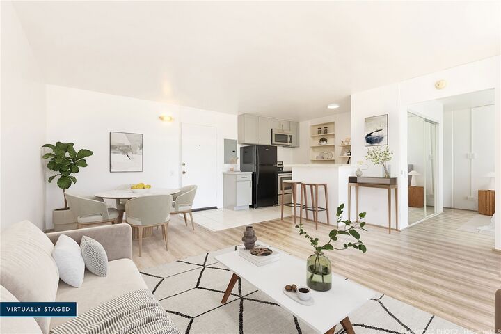 Property Photo:  754 Ekela Avenue 608  HI 96816 