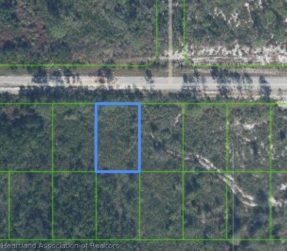 Property Photo:  6901 Columbus Boulevard  FL 33872 