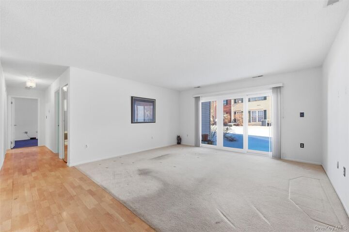 Property Photo:  106 Cartwheel Court 13  NY 10992 