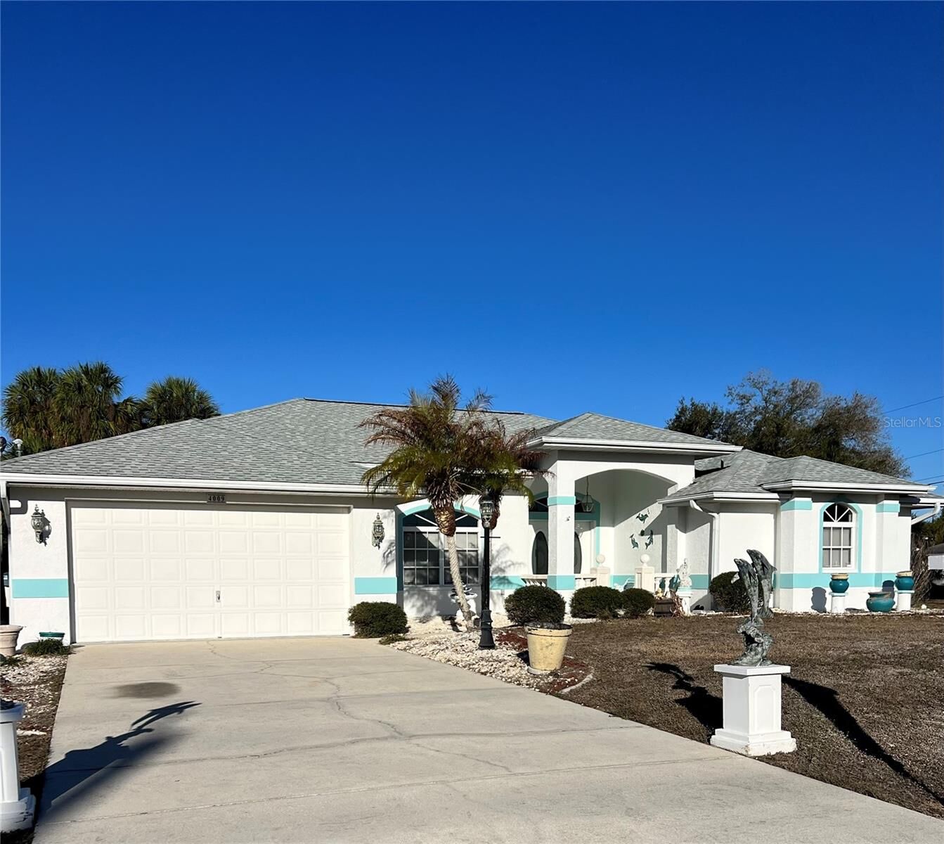 Property Photo:  4009 Atwater Drive  FL 34288 