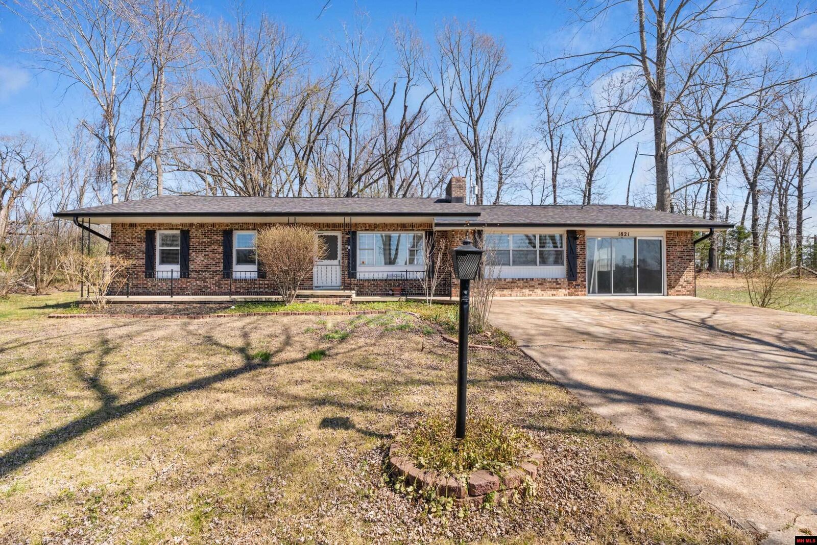 Property Photo:  1821 Fuller  AR 72653 