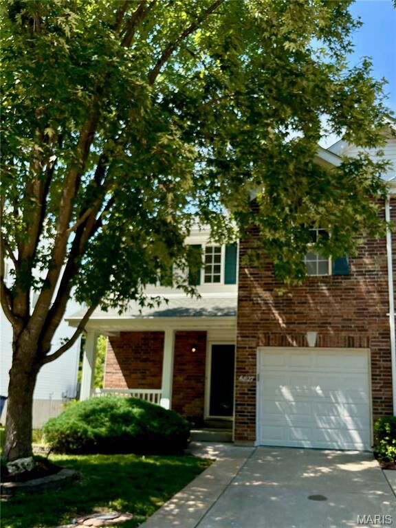 Property Photo: 6827 Eagles Landing Court MO 63069