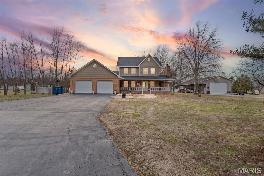 Property Photo:  11 David Drive  IL 62281 