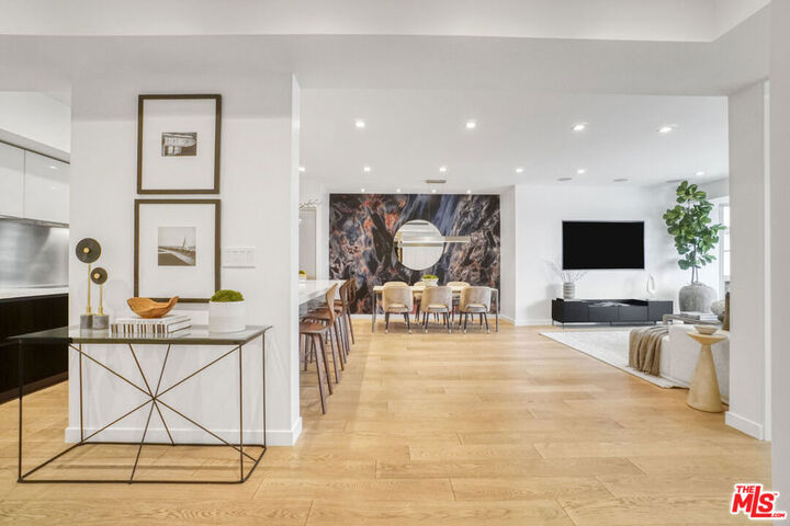 Property Photo:  515 Ocean Avenue 706S  CA 90402 