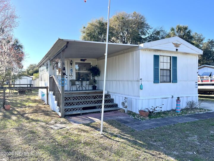 Property Photo: 174 Buchanan Circle FL 32189