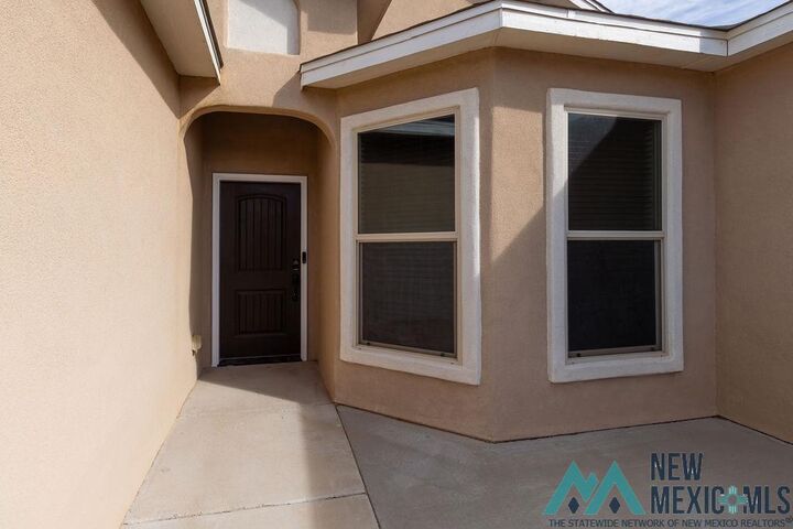 Property Photo:  4000 S John Wesley Hardin Court  NM 88220 
