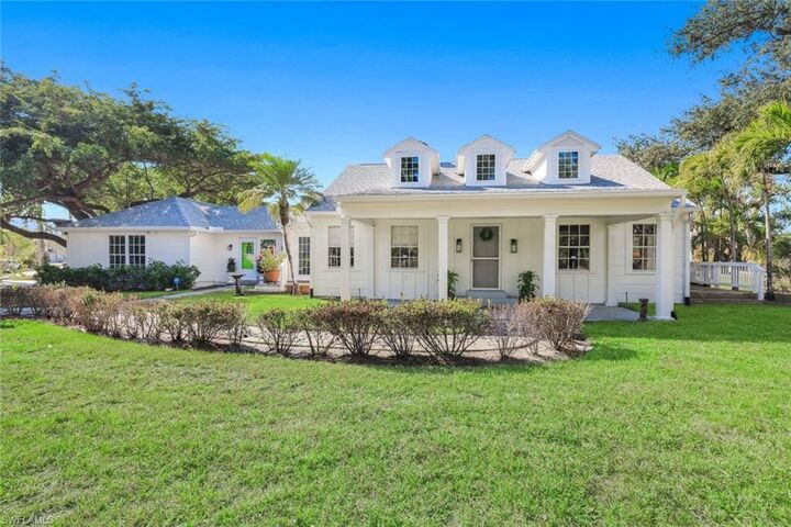Property Photo:  1321 Donna Dr  FL 33919 