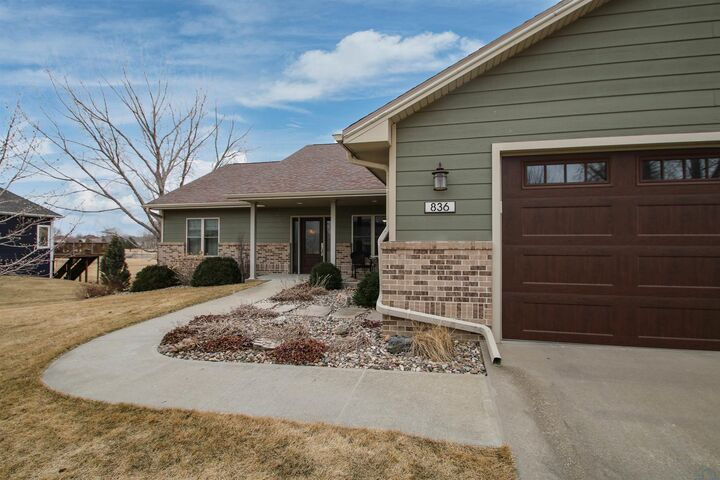 Property Photo:  836 Brookside Drive  SD 57038 