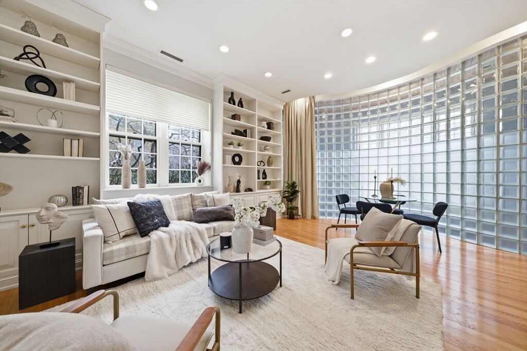 Property Photo:  81 Glen Road S2  MA 02445 