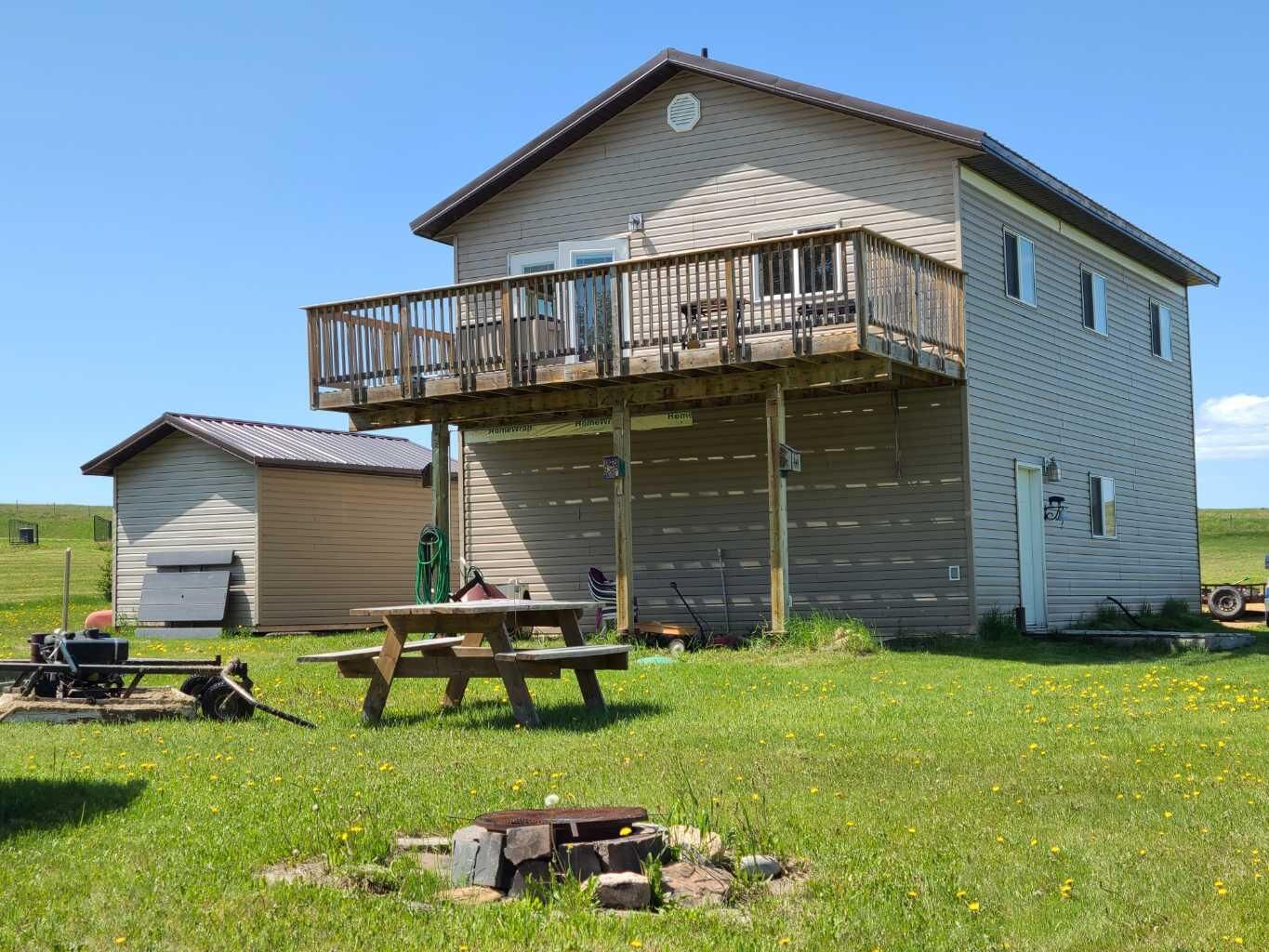 Property Photo: 70539 RR 250 #13 AB T0H 3N0