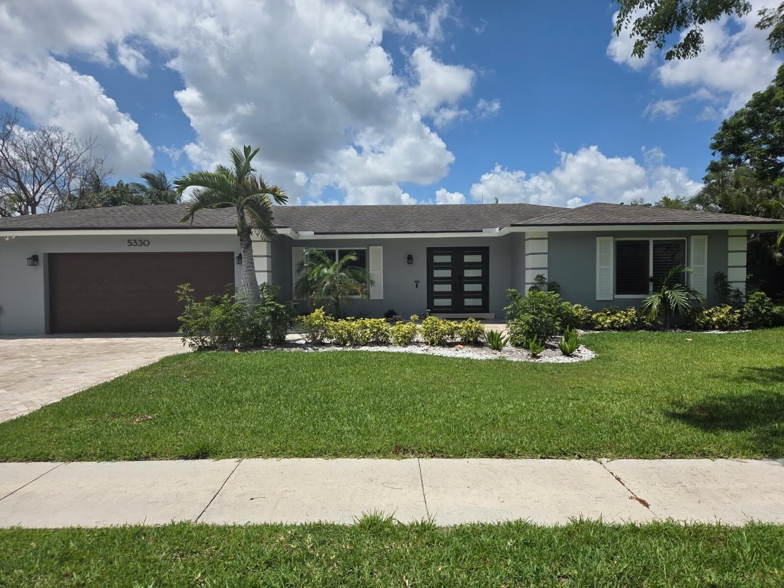 Property Photo: 5330 SW 19th Street FL 33317