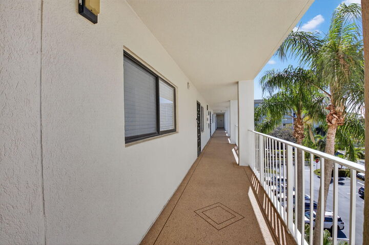Property Photo: 7310 Ashford Place 505 FL 33446