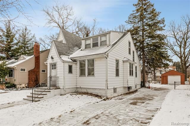 Property Photo: 1015 W Marshall Street MI 48220