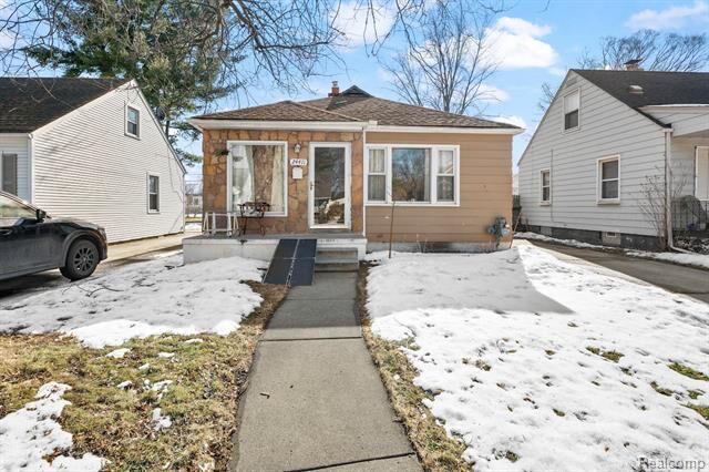 Property Photo: 24411 Notre Dame Street MI 48124
