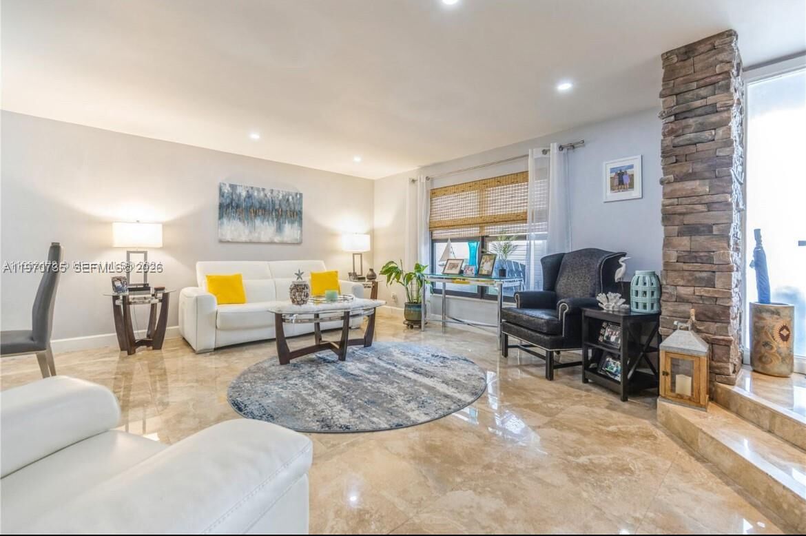 Property Photo: 11208 NW 15th St FL 33026