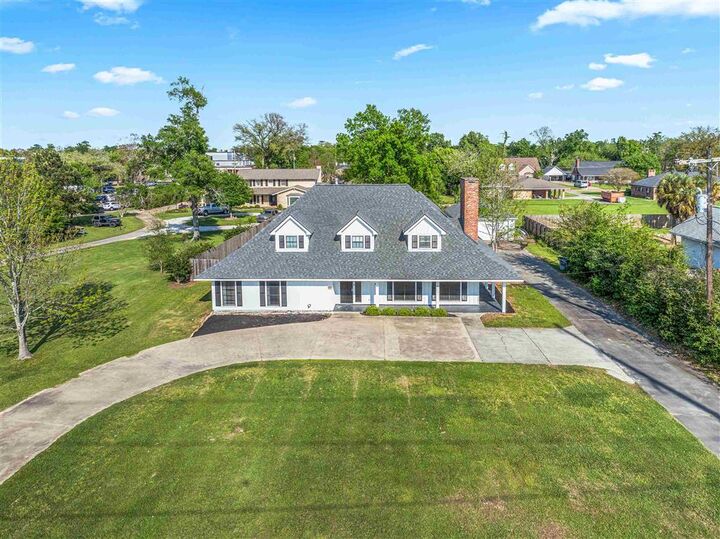 Property Photo: 4001 Lake Street LA 70605