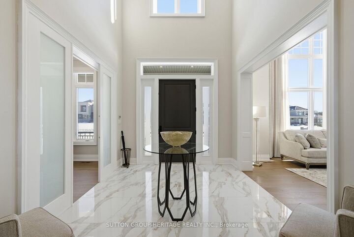 Property Photo: 18 Dexshire Drive ON L1Z 0T8