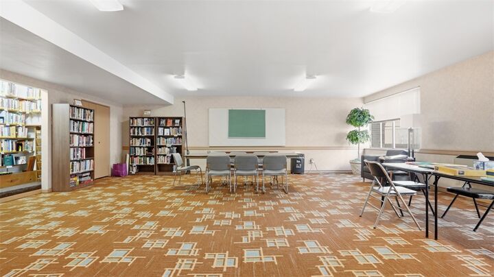 Property Photo:  220 N Dithridge Street 507  PA 15213 