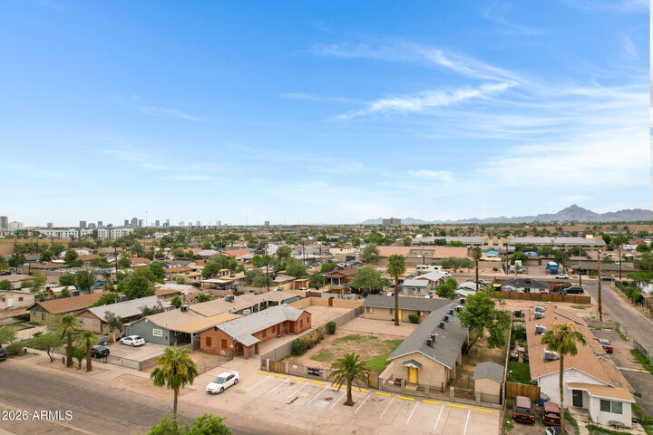 Property Photo: 2238 E Taylor Street AZ 85006