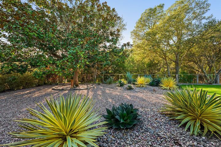 Property Photo:  22 Paseo Mirasol  CA 94920 