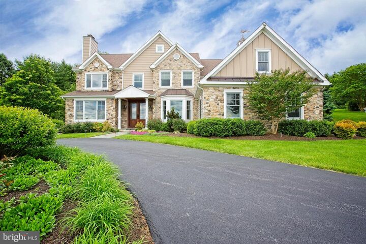 Property Photo:  39 Wyndemere Lake Drive  PA 19425 