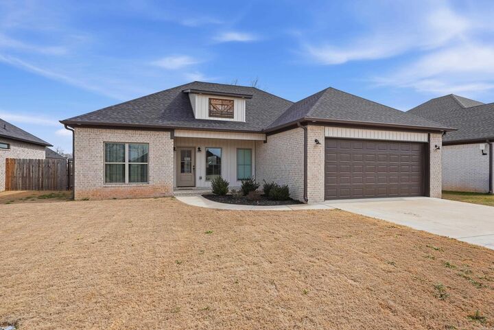 Property Photo:  18 Clover Leaf  AR 72058 