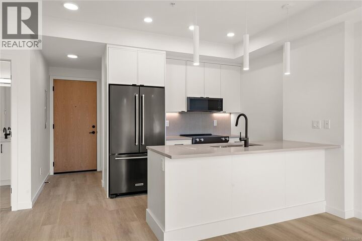 Photo de la propriété: 1102 Esquimalt Road 303 BC V9A 0L3