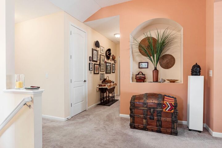 Property Photo:  1426 Carylake Circle  OH 43240 