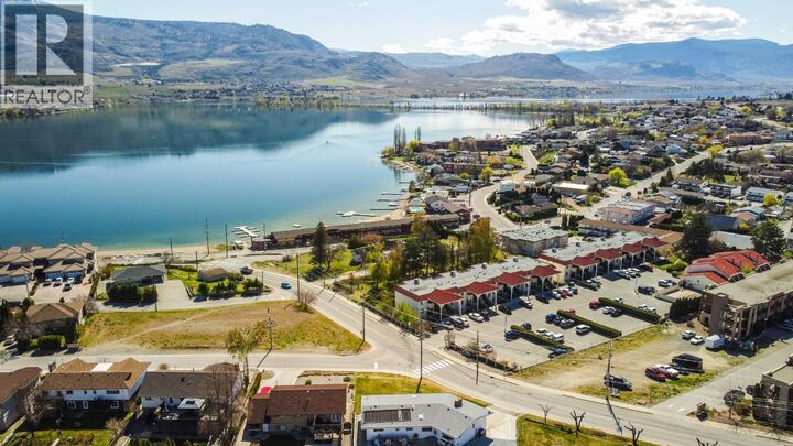 Property Photo:  2 Osprey Place  BC V0H 1V1 