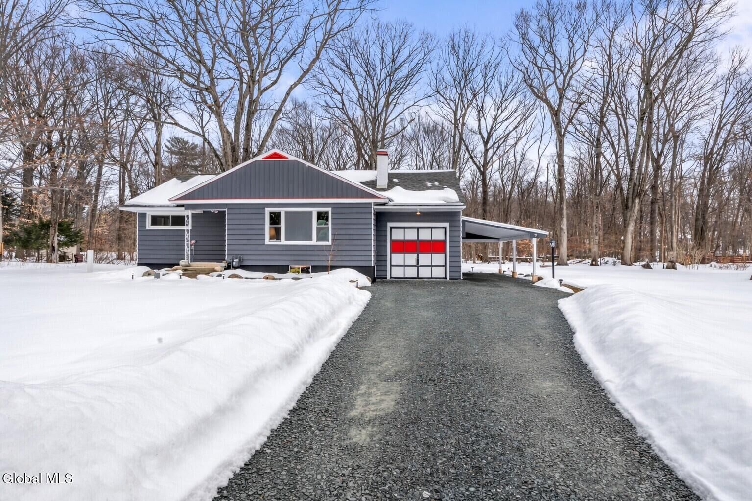 Property Photo:  15 Maywood Drive  NY 12302 