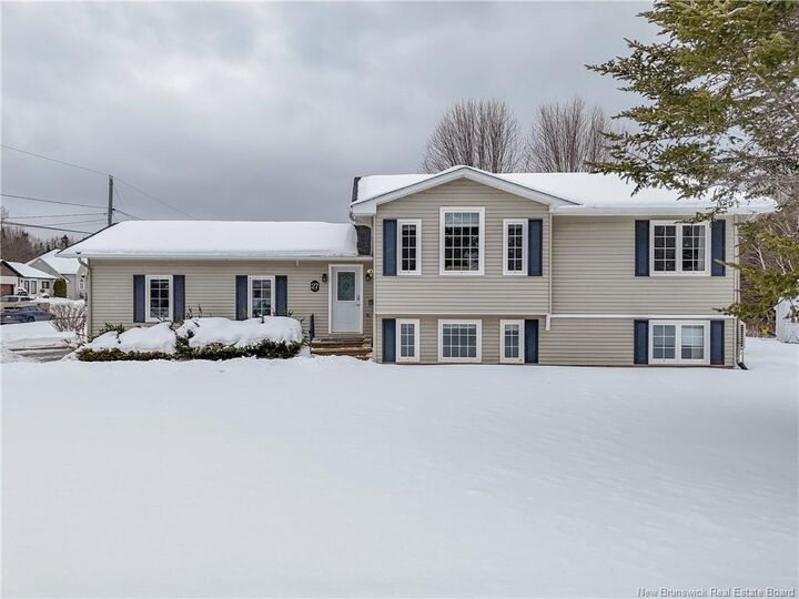 Property Photo:  27 Baldwin Street  NB E3C 1C1 