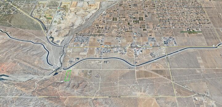 Property Photo:  7100 E Avenue V  CA 93543 