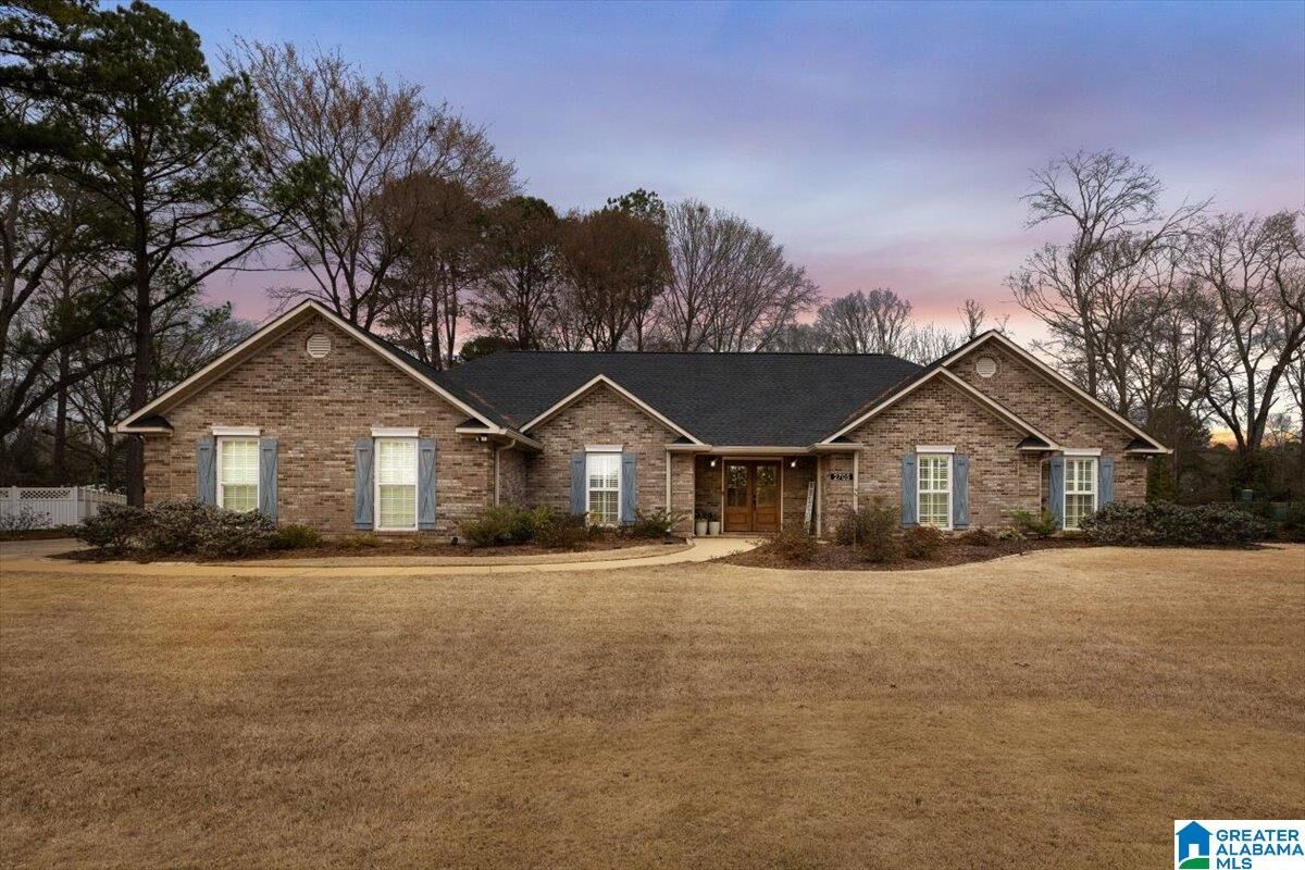 Property Photo: 2705 Abbott Drive AL 35128