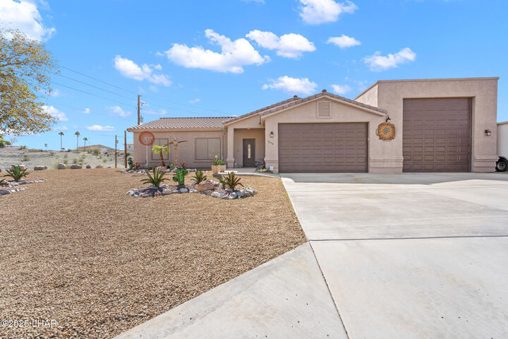 Property Photo:  3250 Oakwood Dr  AZ 86404 