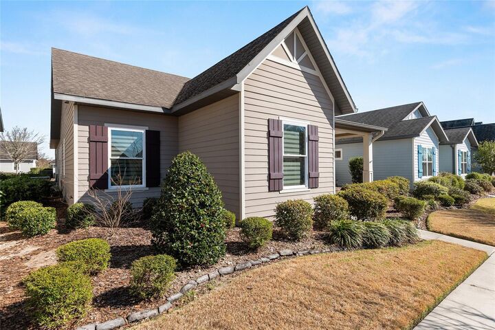 Property Photo:  2735 SW 120th Drive  FL 32608 