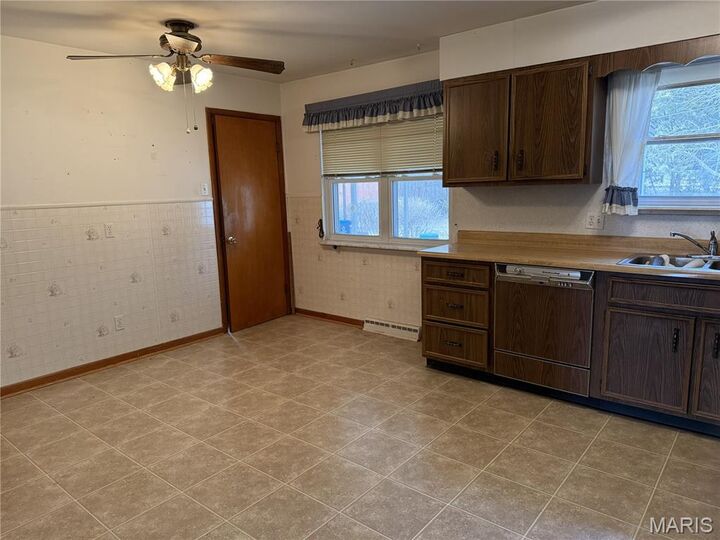 Property Photo:  76 Ruth Drive  MO 63301 