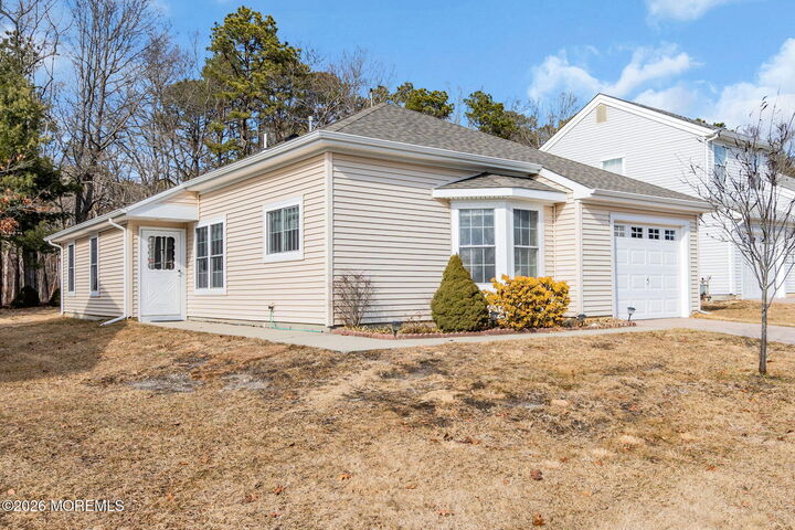 Property Photo:  146 Pine Oak Boulevard  NJ 08005 