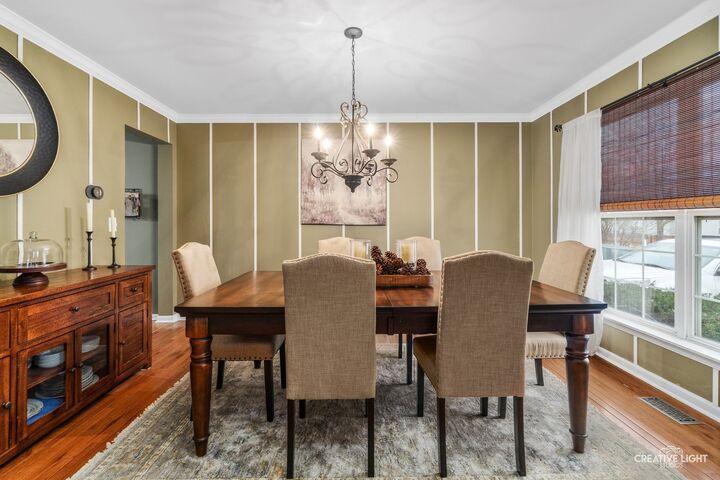 Property Photo:  534 Chestnut Drive  IL 60543 