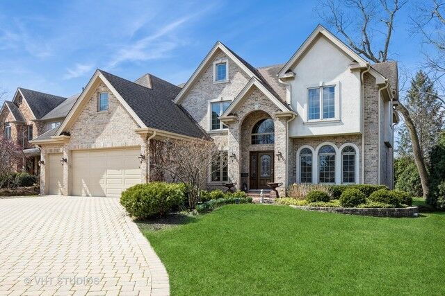 Property Photo:  6100 Timber Ridge Court  IL 60525 